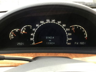 Mercedes-Benz Classe S 500 cat (8)