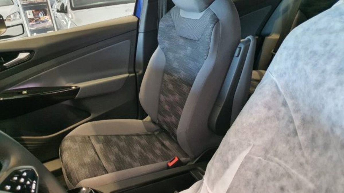 Volkswagen ID.4 Pro Performance (13)