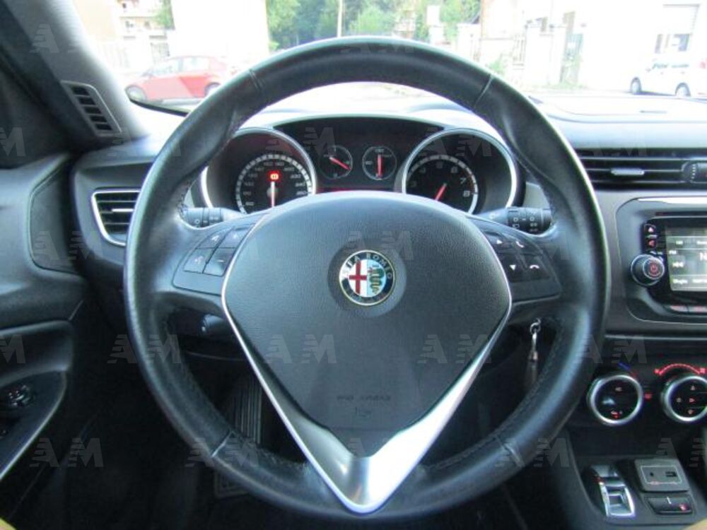 Alfa Romeo Giulietta 1.4 Turbo Giulietta Gpl 120cv (10)