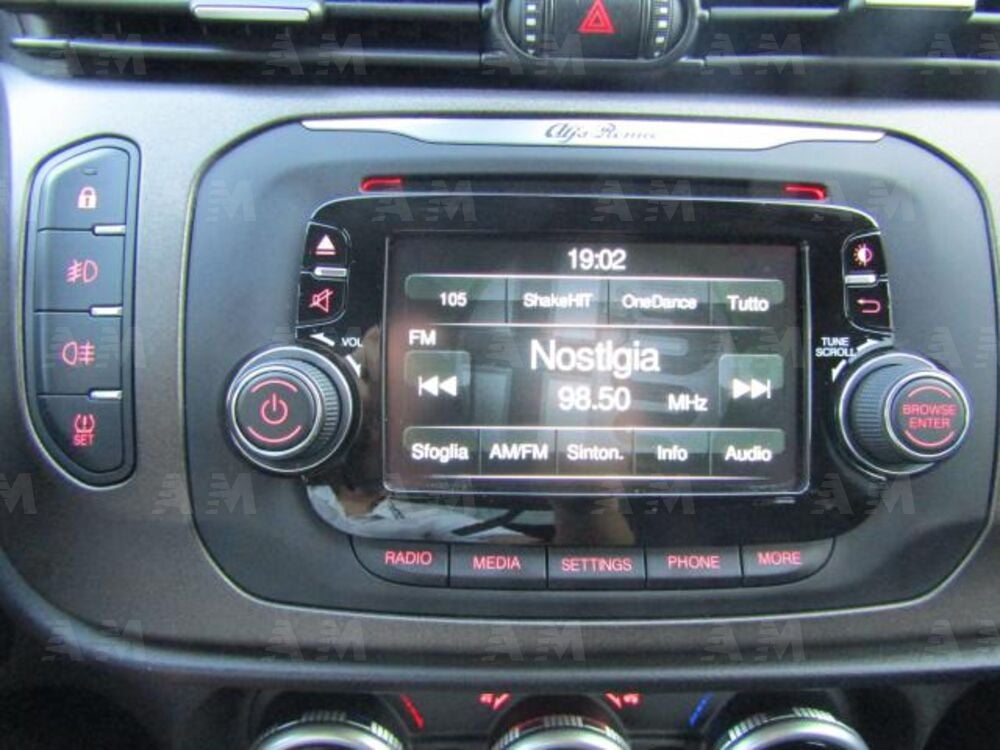 Alfa Romeo Giulietta 1.4 Turbo Giulietta Gpl 120cv (12)
