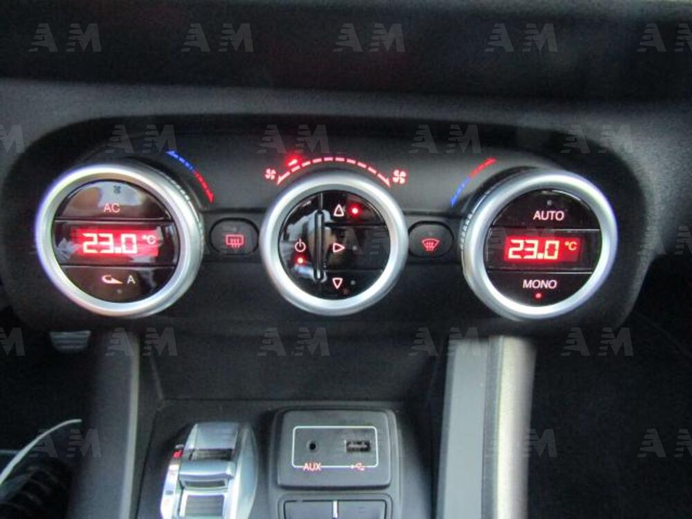 Alfa Romeo Giulietta 1.4 Turbo Giulietta Gpl 120cv (13)