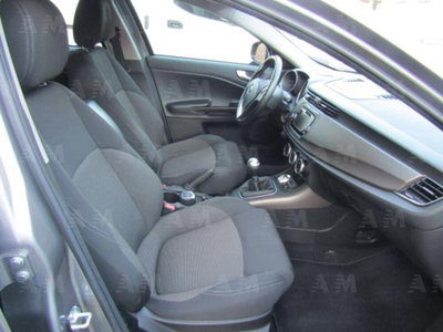 Alfa Romeo Giulietta 1.4 Turbo Giulietta Gpl 120cv (16)
