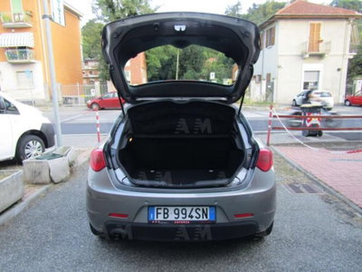 Alfa Romeo Giulietta 1.4 Turbo Giulietta Gpl 120cv (5)