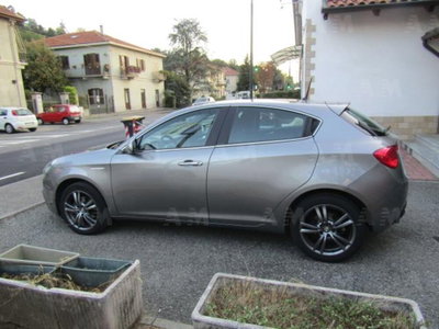 Alfa Romeo Giulietta 1.4 Turbo Giulietta Gpl 120cv (9)