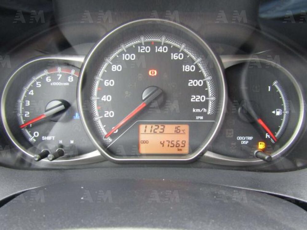 Toyota Yaris 16V cat 5 porte (10)