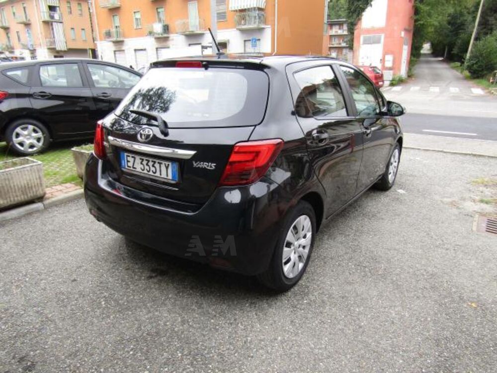 Toyota Yaris 16V cat 5 porte (7)