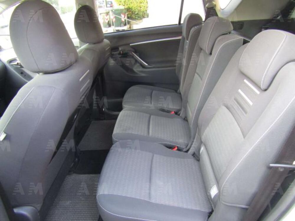 Toyota Verso 1.6 7 posti (14)