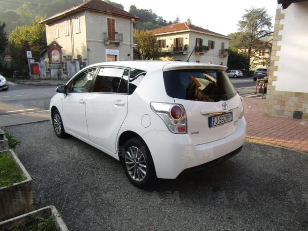 Toyota Verso 1.6 7 posti (4)