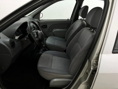 Dacia Logan 1.5 dCi 70CV Lauréate (11)