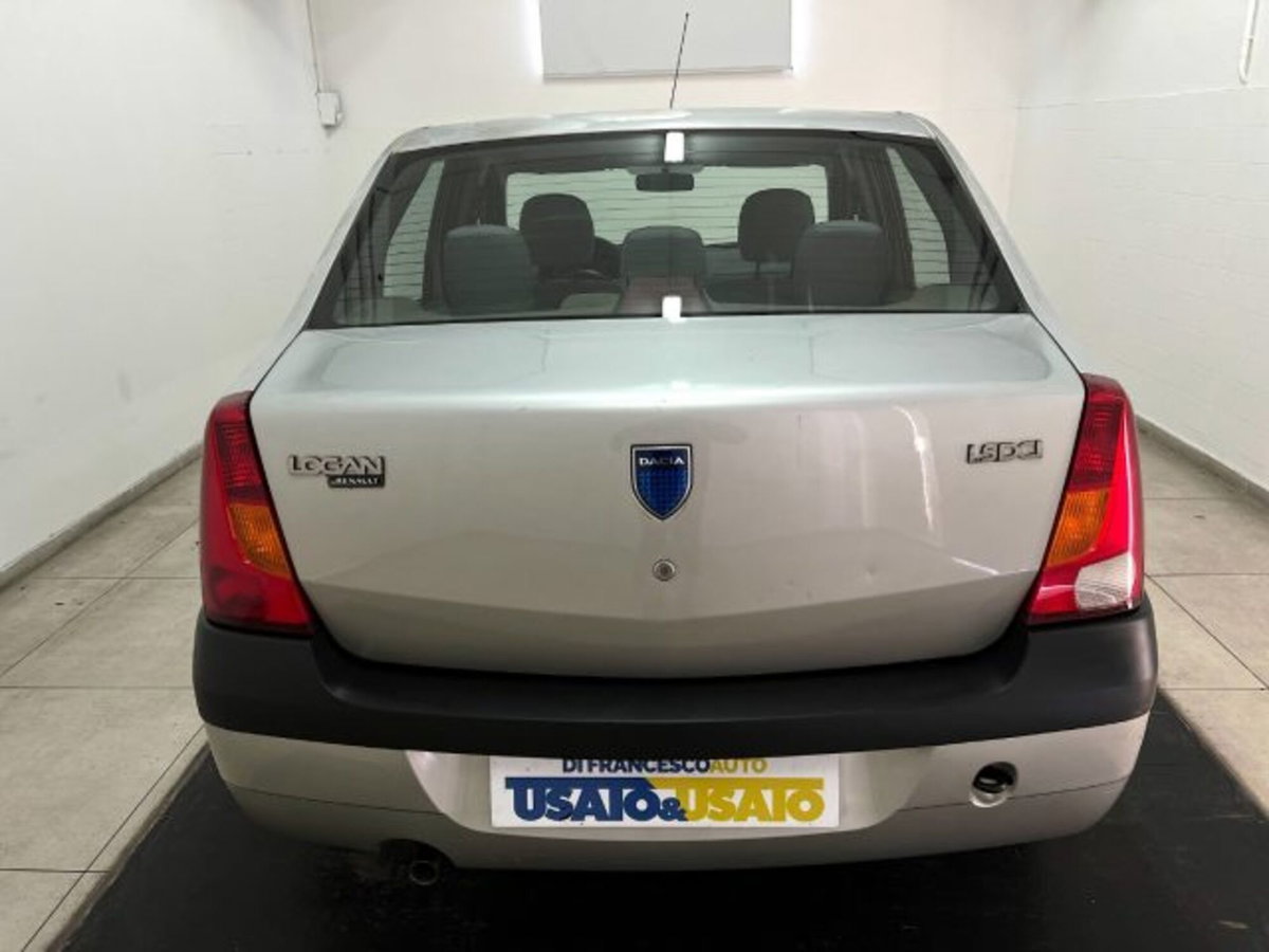 Dacia Logan 1.5 dCi 70CV Lauréate (3)