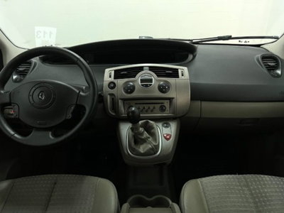 Renault Scenic E-Tech Electric 1.9 dCi Luxe Privilège (18)