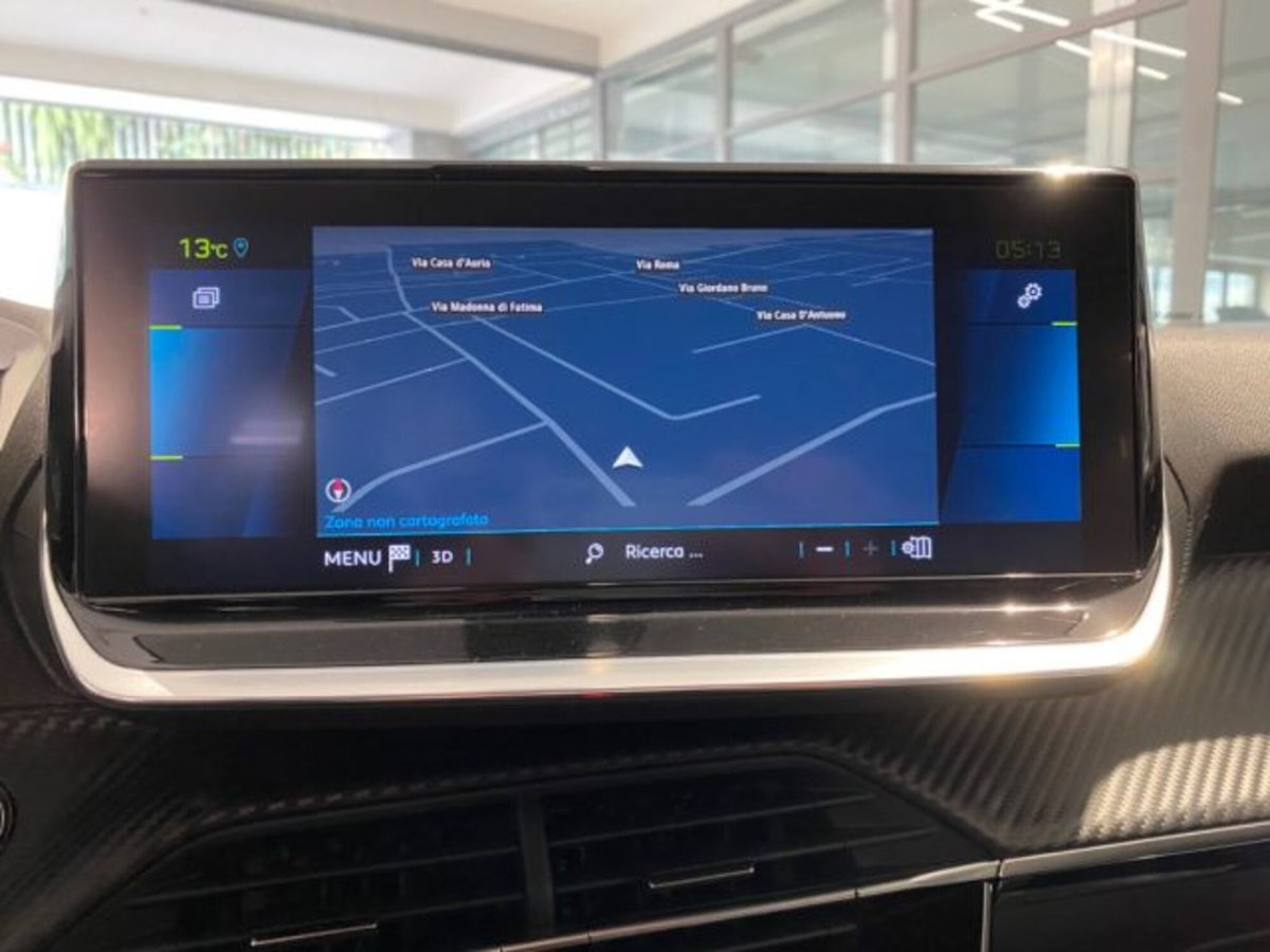 Peugeot 2008 motore elettrico 136 CV Allure Pack (17)