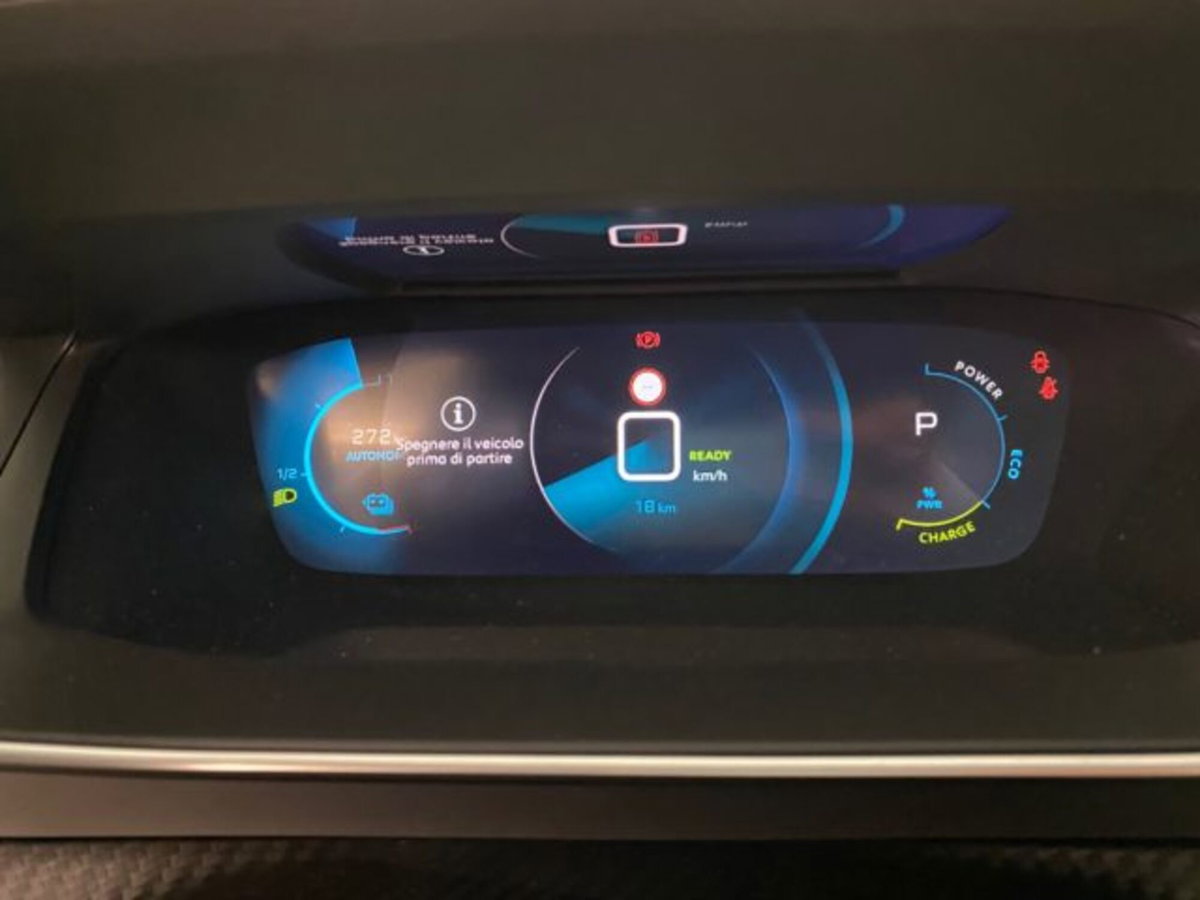 Peugeot 2008 motore elettrico 136 CV Allure Pack (18)