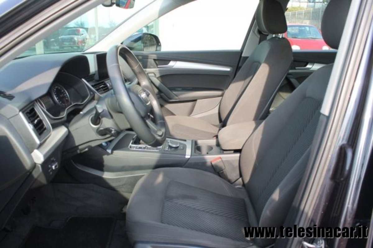 Audi Q5 2.0 TDI 150 CV quattro Business (10)