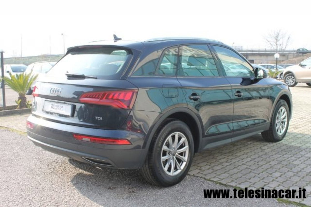 Audi Q5 2.0 TDI 150 CV quattro Business (4)