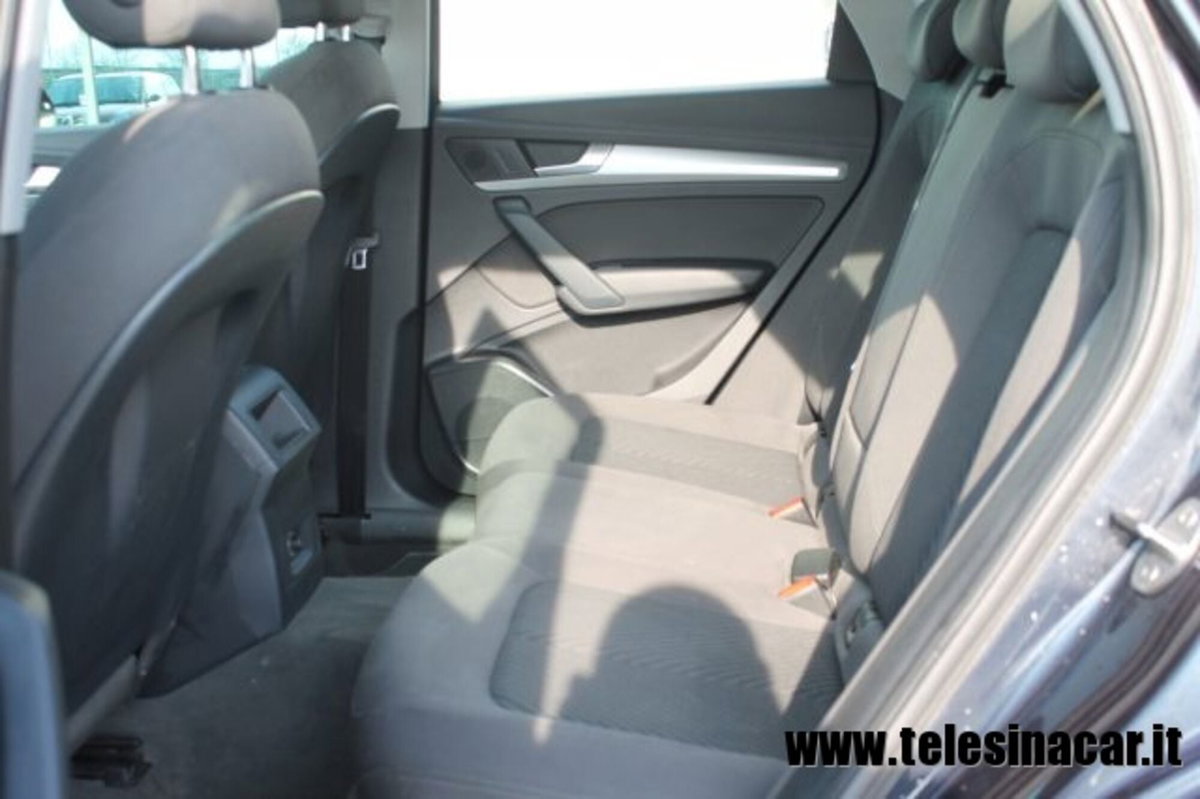 Audi Q5 2.0 TDI 150 CV quattro Business (7)