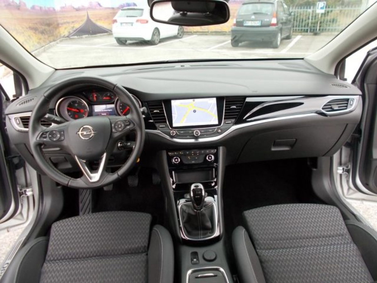 Opel Astra Station Wagon 1.6 CDTi 110CV Start&Stop Sports Innovation (9)
