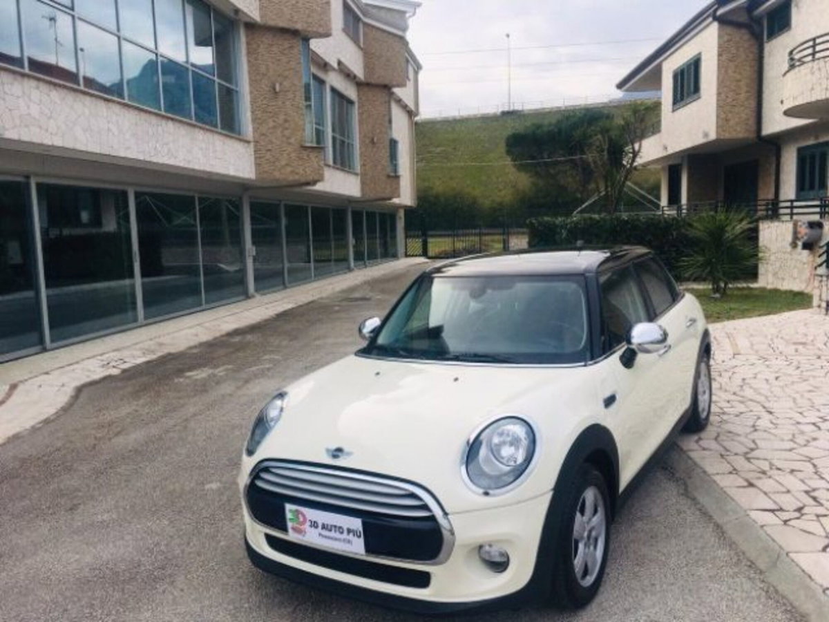 MINI Mini 1.5 Cooper D Business 5 porte