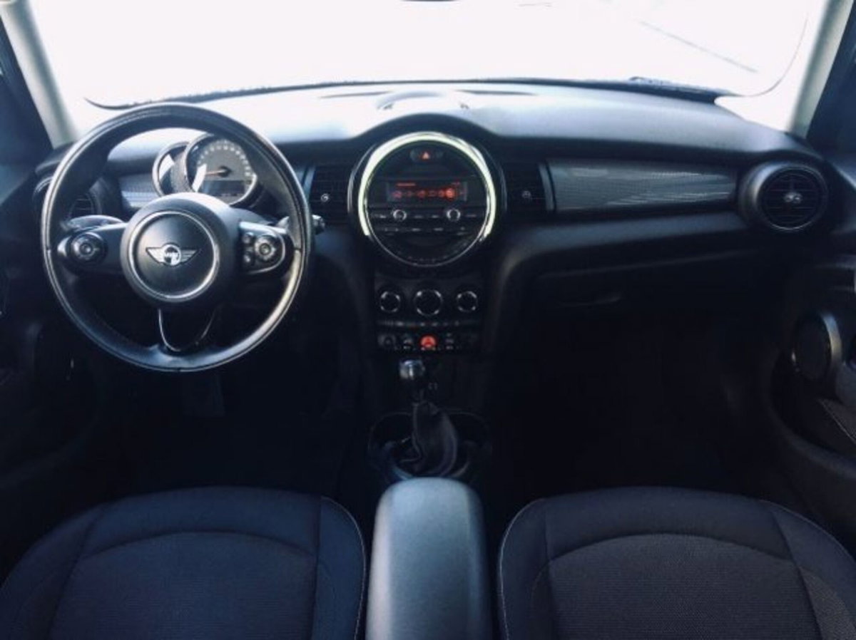 MINI Mini 1.5 Cooper D Business 5 porte (11)
