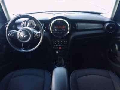 MINI Mini 1.5 Cooper D Business 5 porte (11)