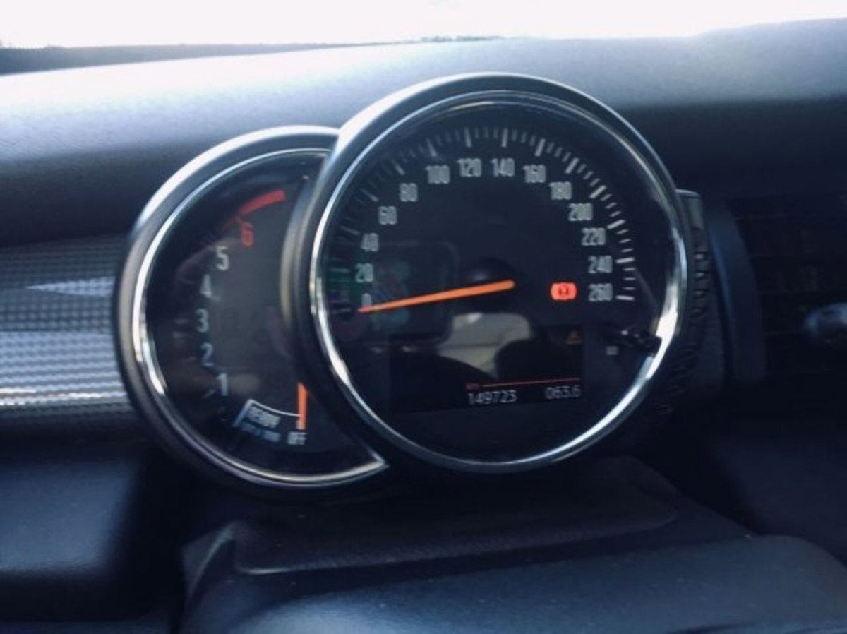 MINI Mini 1.5 Cooper D Business 5 porte (18)