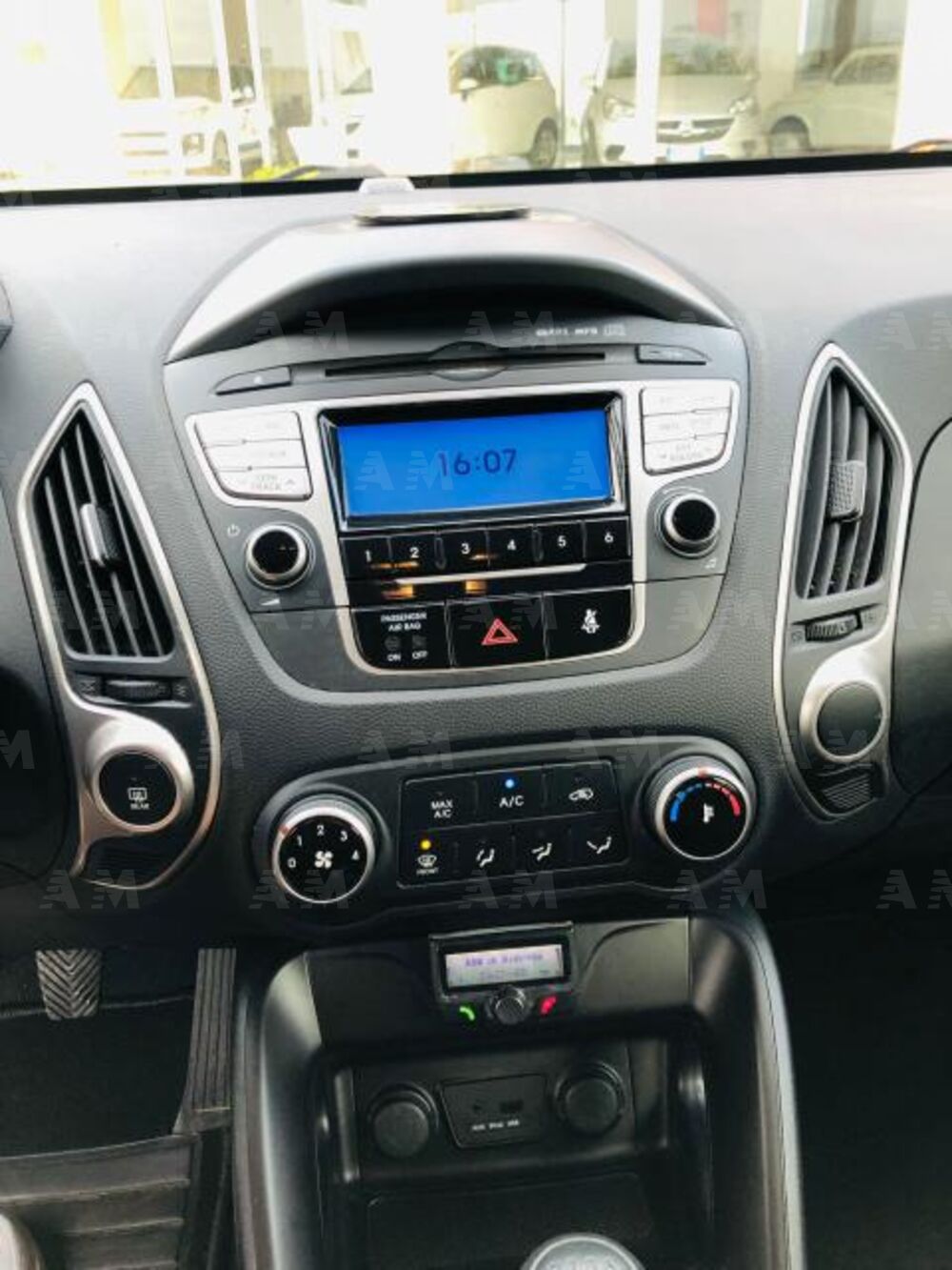 Hyundai ix35 1.7 CRDi 2WD Comfort (10)