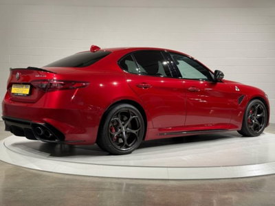 Alfa Romeo Giulia 2.9 T V6 Quadrifoglio (5)