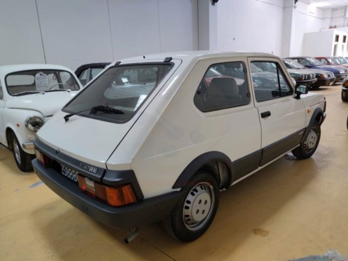 Fiat 127 900 3 porte Special (5)