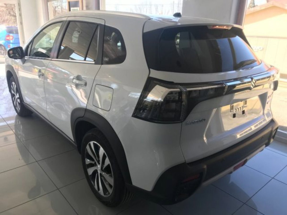 Suzuki S-Cross 1.4h Top 4wd allgrip 110cv (2)