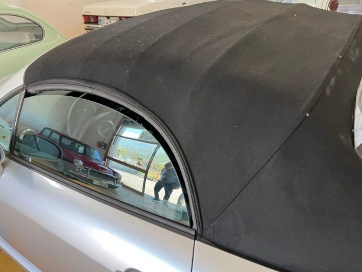 Audi TT Cabrio 1.8 T 20V 179 CV cat quattro (10)