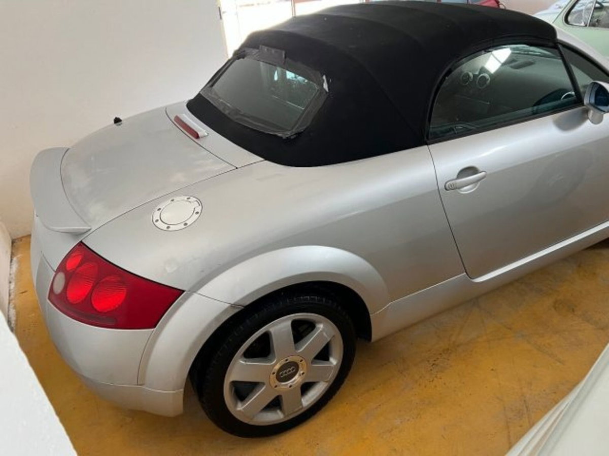 Audi TT Cabrio 1.8 T 20V 179 CV cat quattro (3)