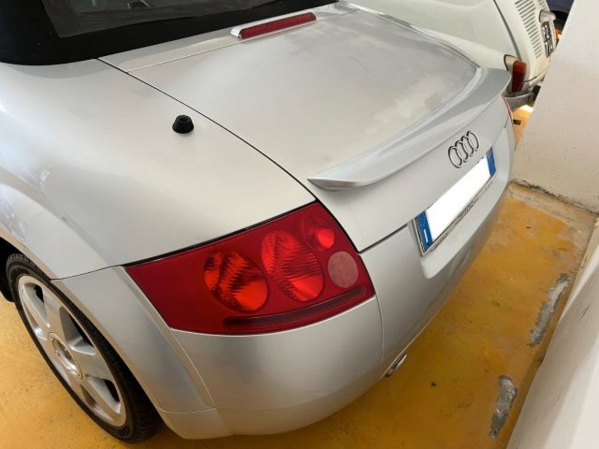 Audi TT Cabrio 1.8 T 20V 179 CV cat quattro (5)