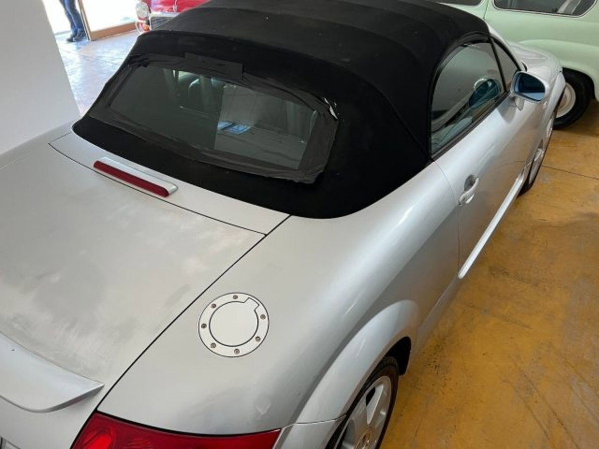 Audi TT Cabrio 1.8 T 20V 179 CV cat quattro (7)