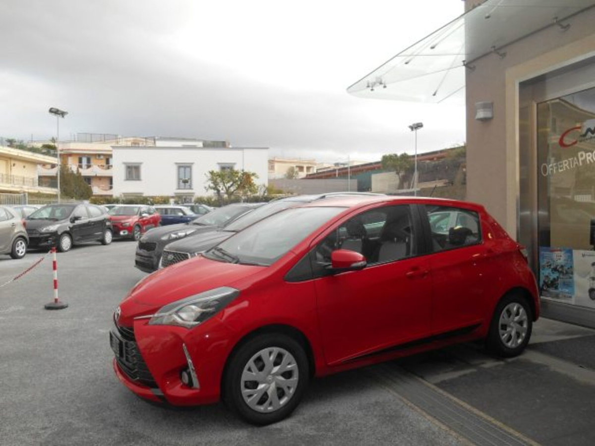 Toyota Yaris 115 Yaris (10)