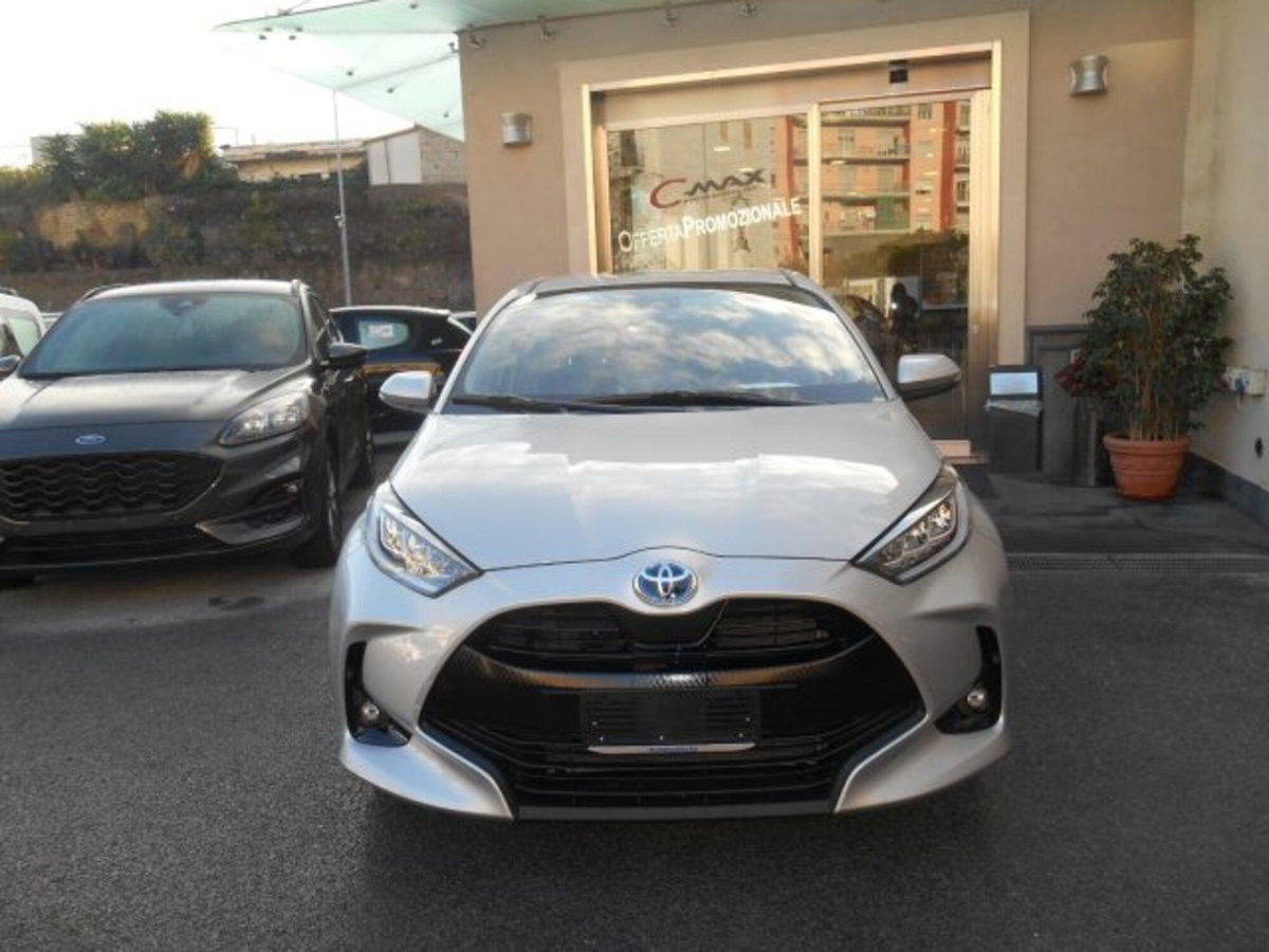 Toyota Yaris 115 Yaris (3)