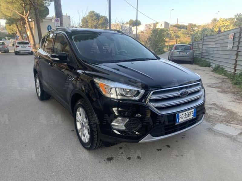 Ford Kuga 1.5 TDCI 120 CV S&S 2WD Titanium