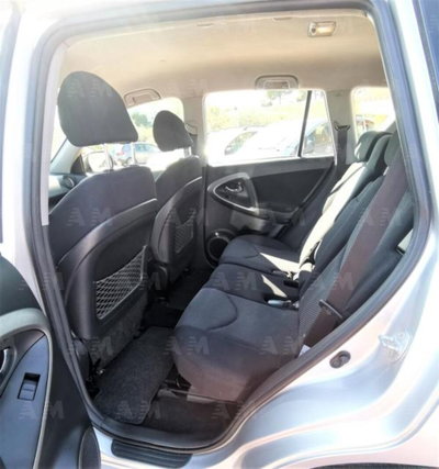 Toyota Rav4 2.2 D-4D 136 CV DPF Sol (9)