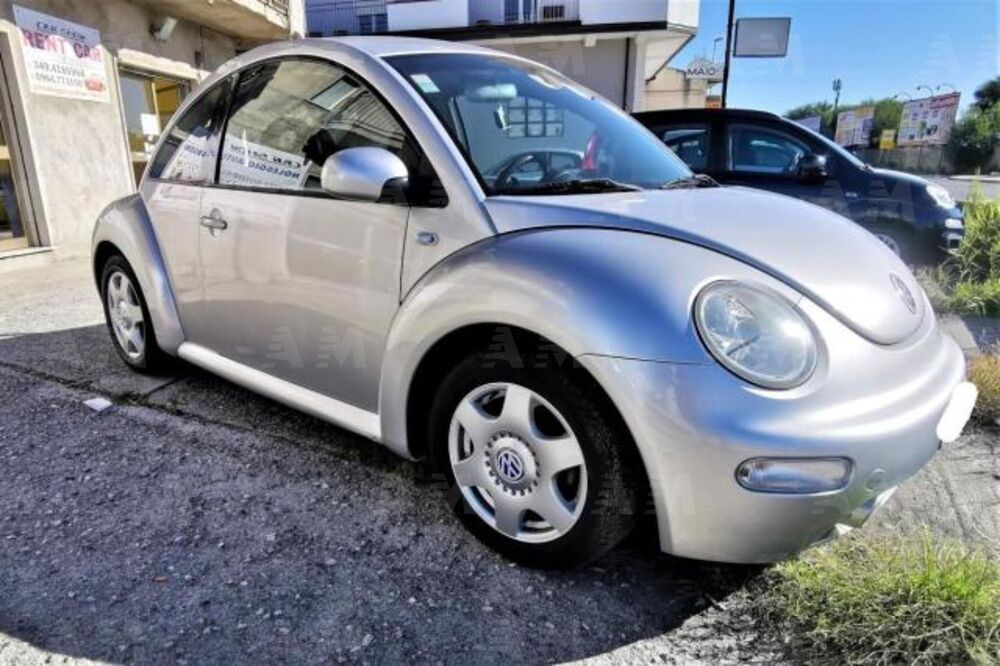 Volkswagen New Beetle TDI (2)