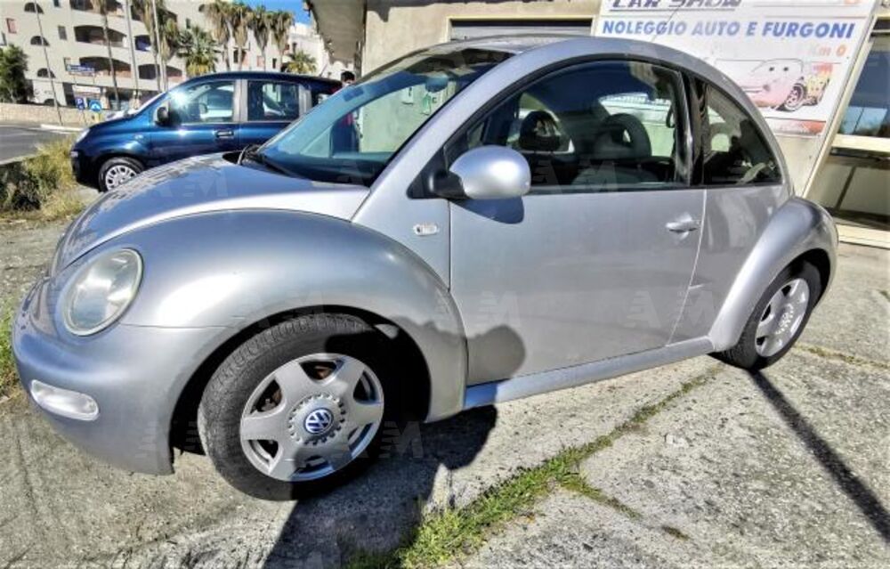 Volkswagen New Beetle TDI (3)