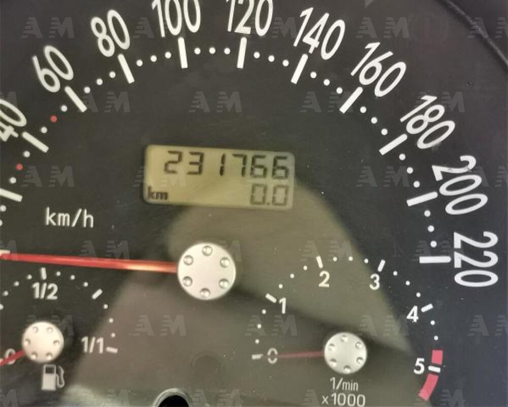 Volkswagen New Beetle TDI (5)