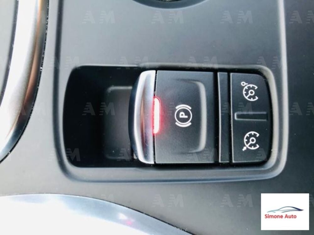 Renault Kadjar 8V 110CV EDC Energy Intens (17)