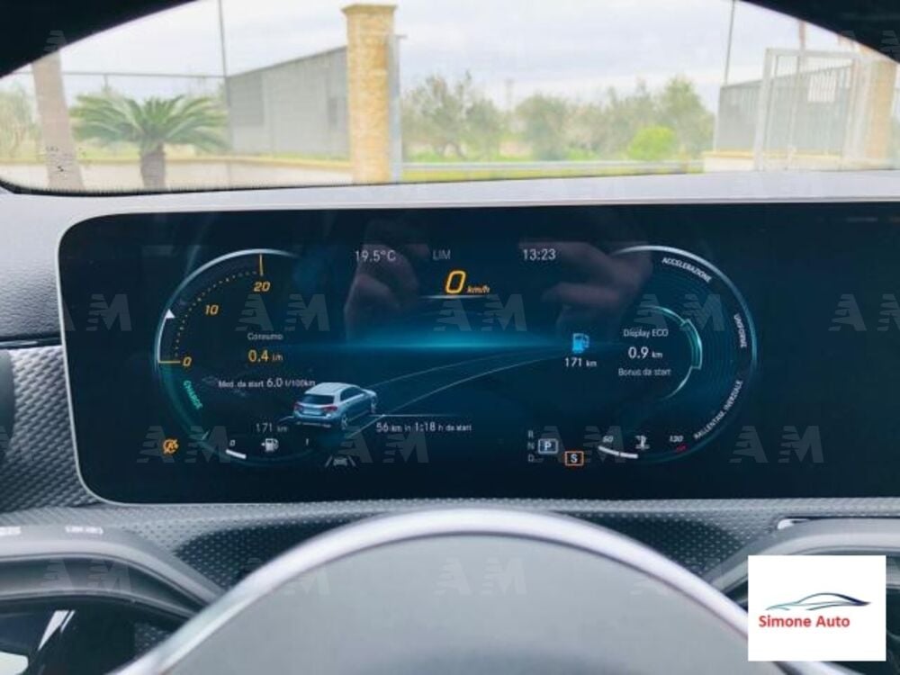 Mercedes-Benz Classe A 180 d Automatic Sport (13)
