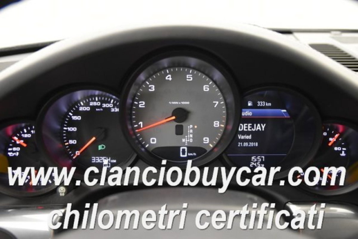 Porsche 911 Cabrio 3.8 Carrera 4S (8)