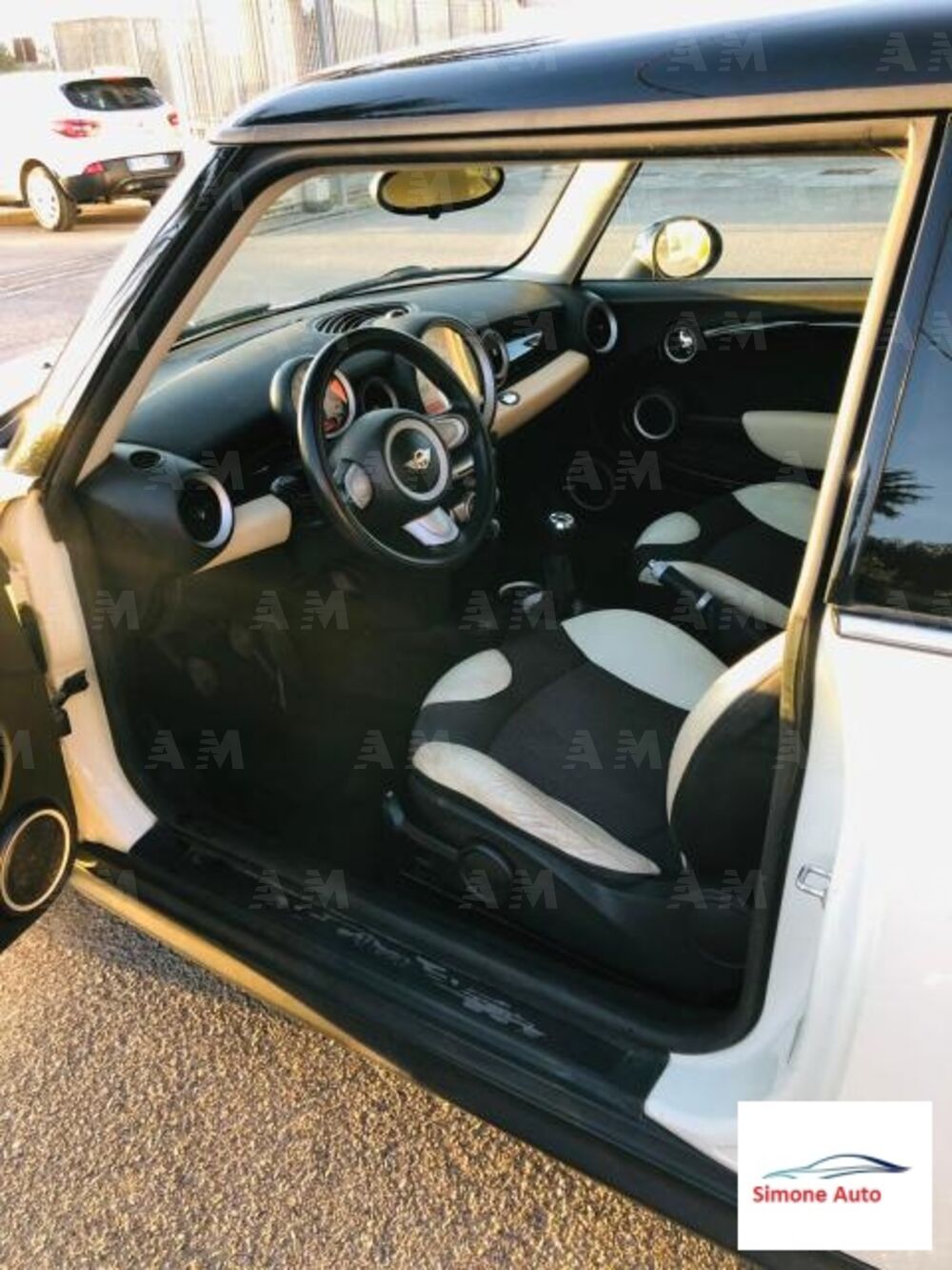 MINI Mini 1.6 16V Cooper D (6)