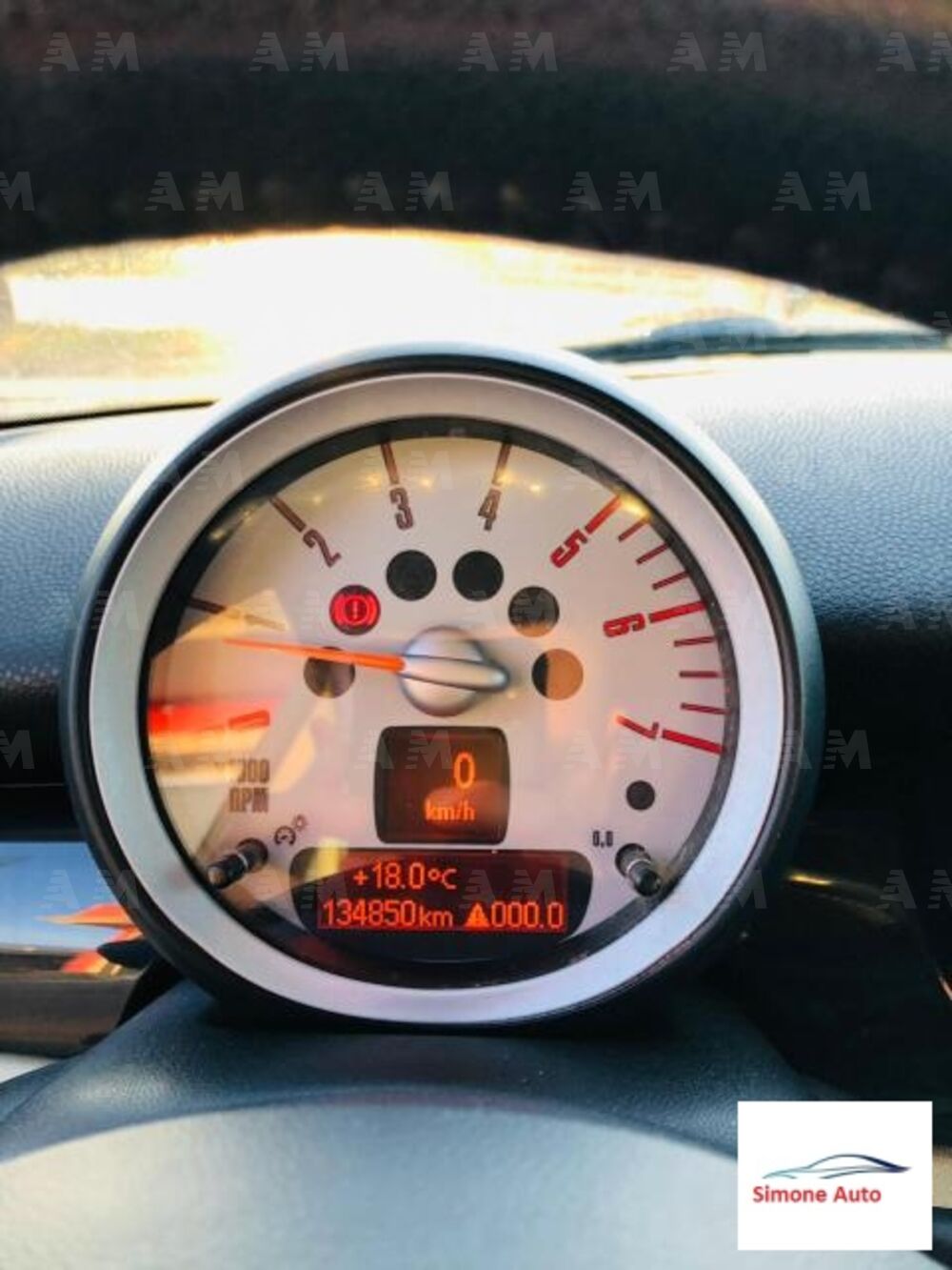 MINI Mini 1.6 16V Cooper D (7)