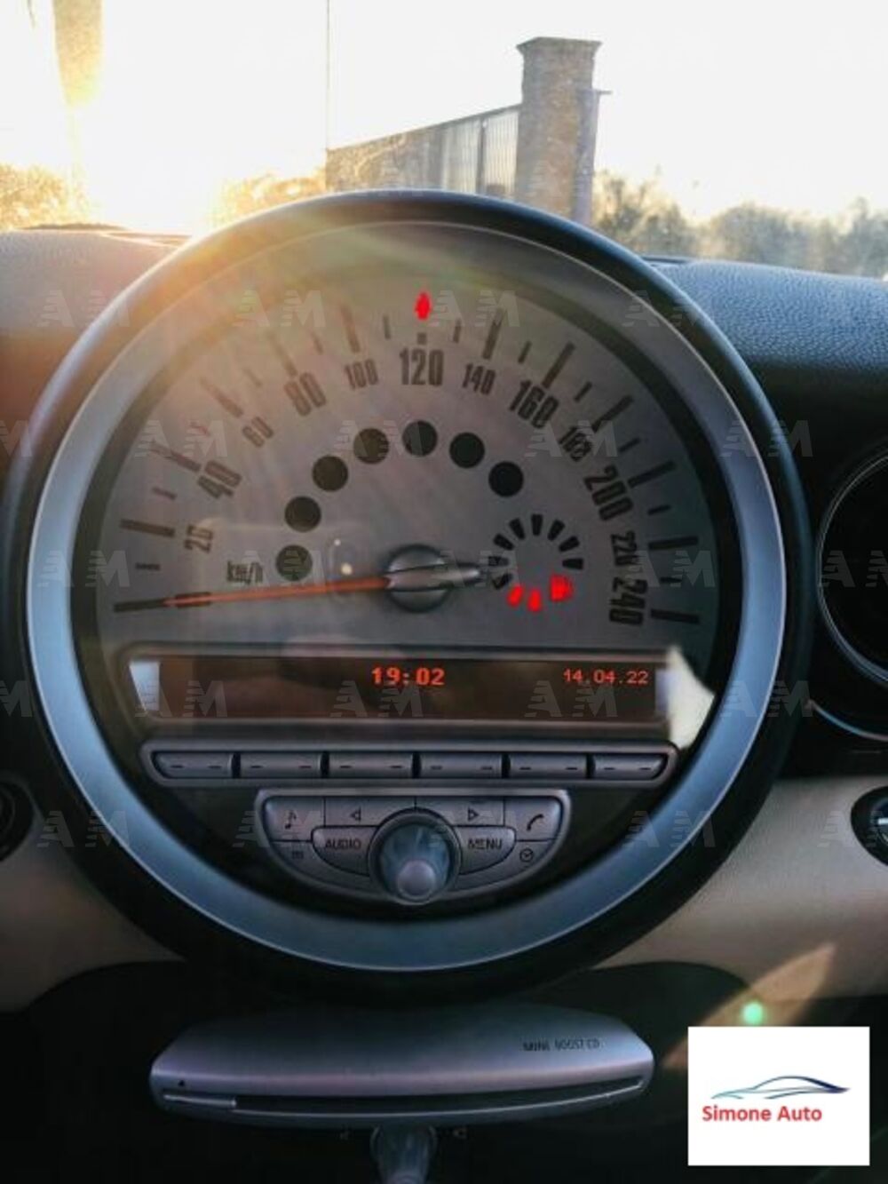 MINI Mini 1.6 16V Cooper D (8)