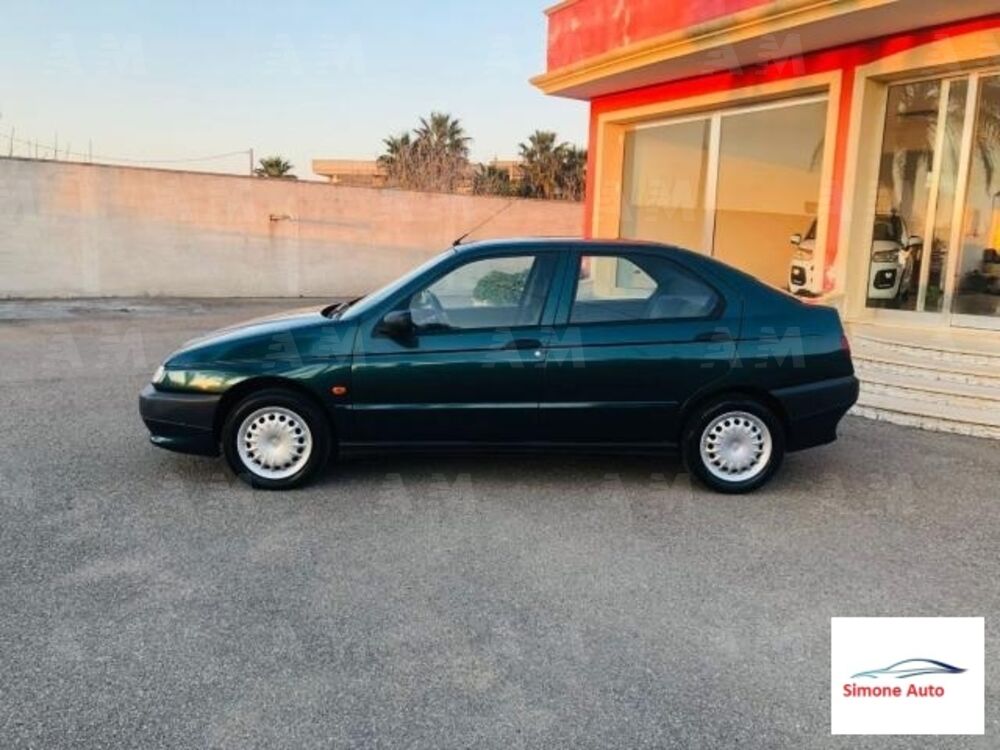 Alfa Romeo 146 1.6i 16V Twin Spark cat L (2)