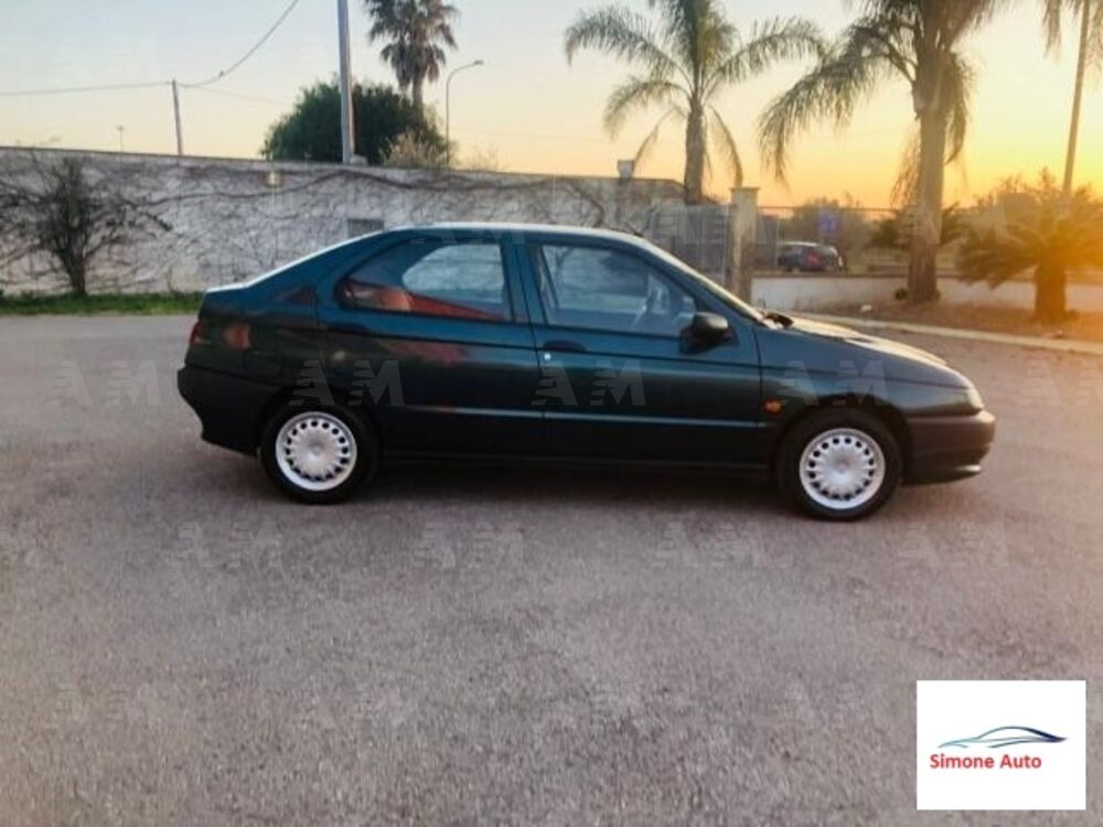 Alfa Romeo 146 1.6i 16V Twin Spark cat L (4)