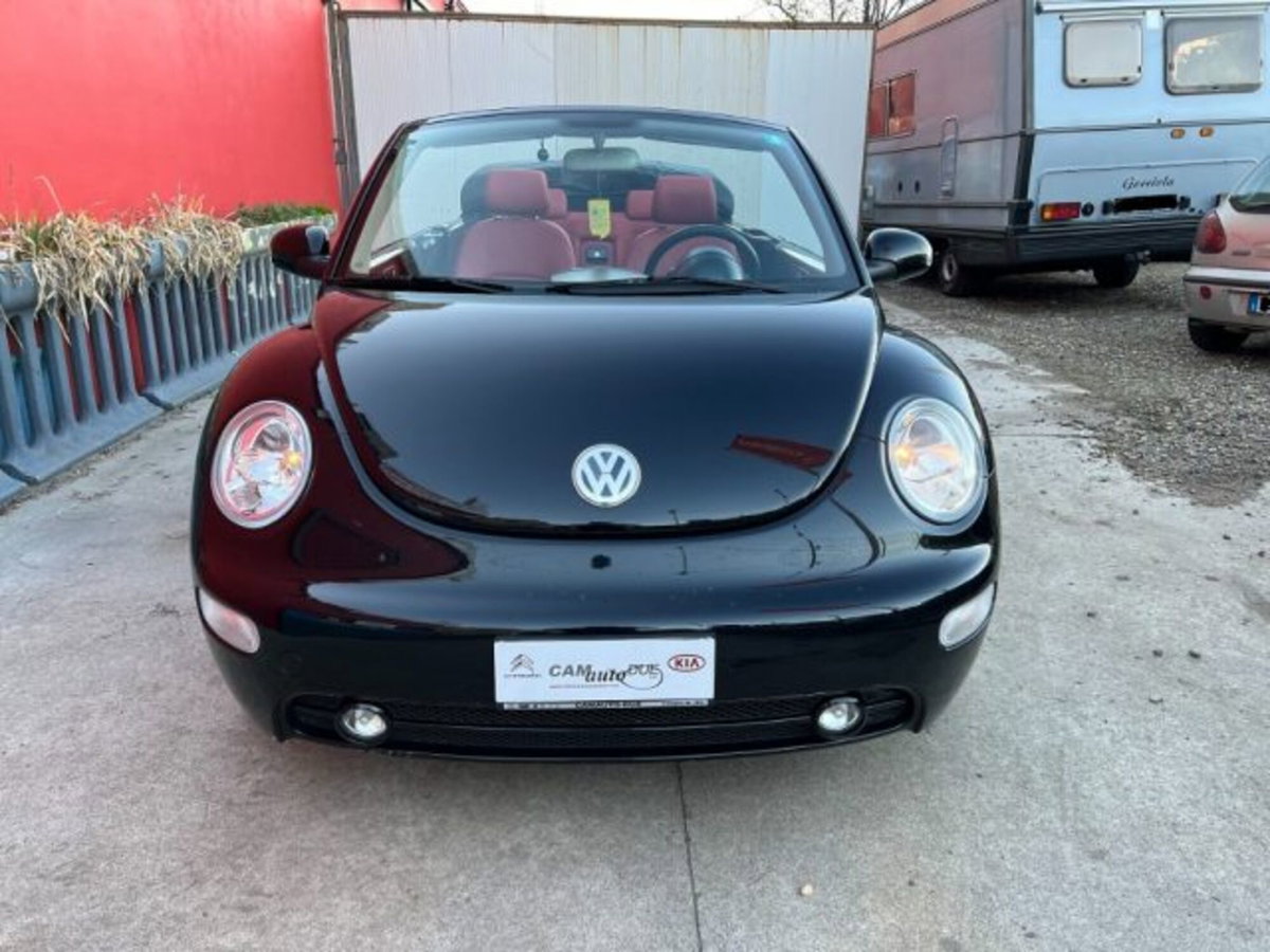 Volkswagen New Beetle Cabrio TDI 101CV (10)