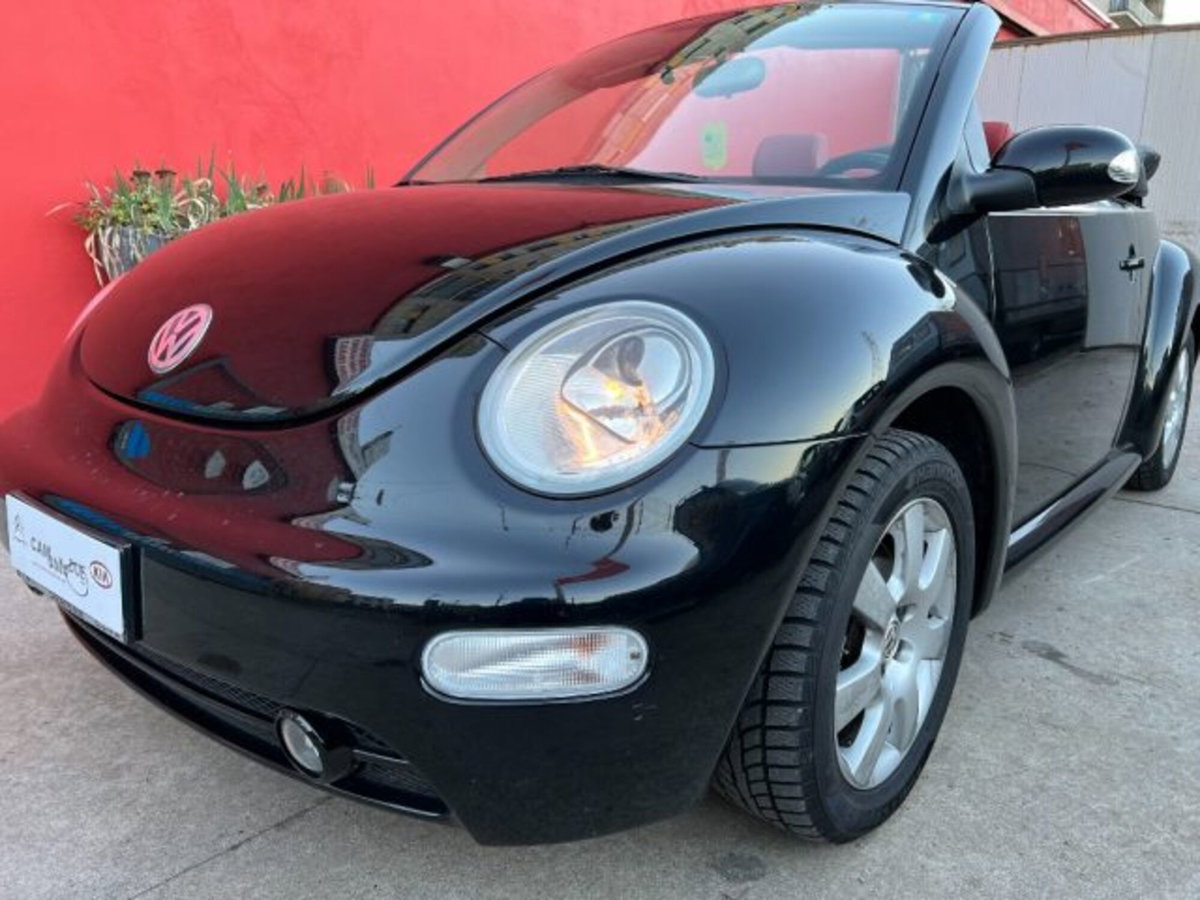 Volkswagen New Beetle Cabrio TDI 101CV (12)